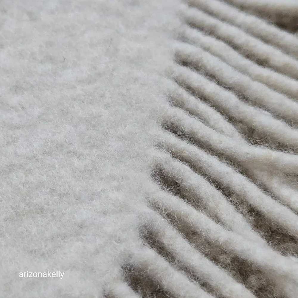 Felted Cashmere Scarf THICK ivory - Picture 10 of 16